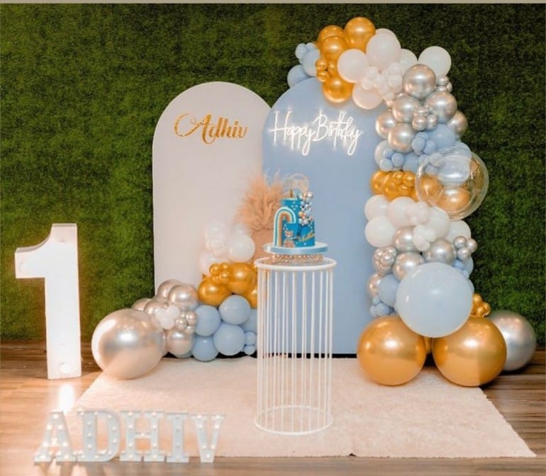 Birthday decoration setup